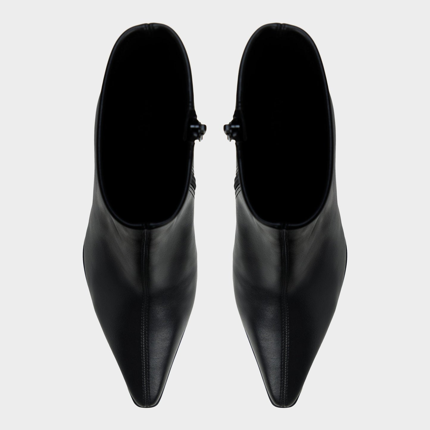 Figgy in Black - Ankle boot, Block heel - Black