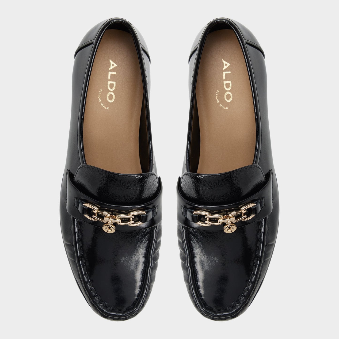 Verillon in Black - Loafer - Black