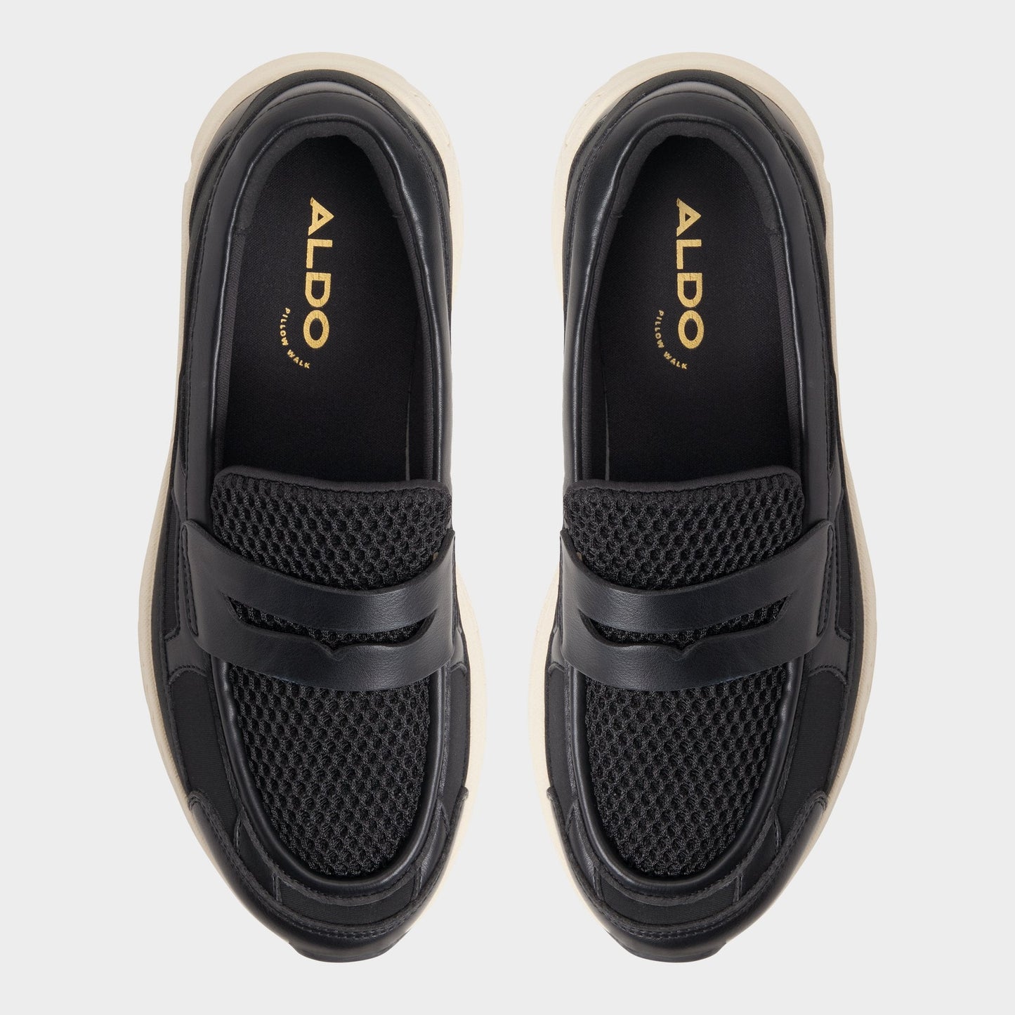Loffy in Black - Loafer, Jogger sole - Black