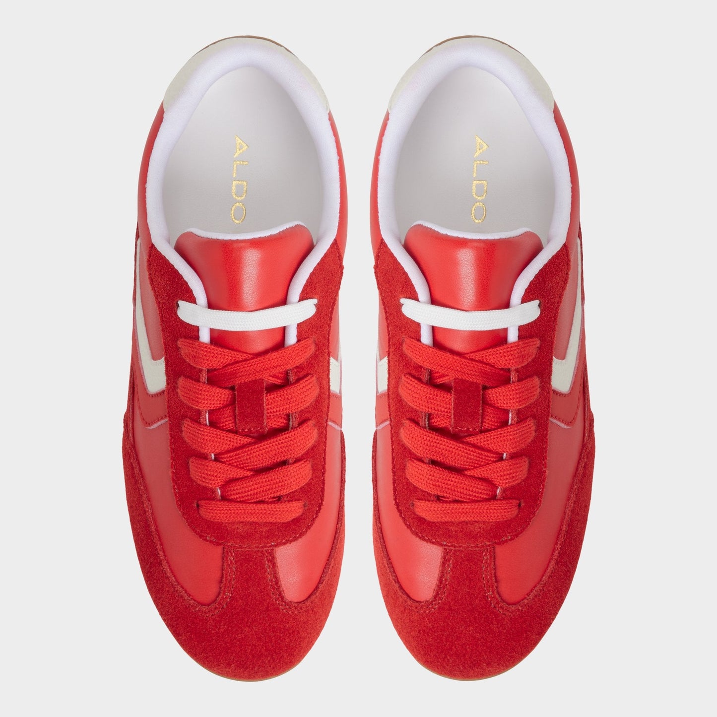 Coolchic in Open Red - Jogger sneaker - Open Red