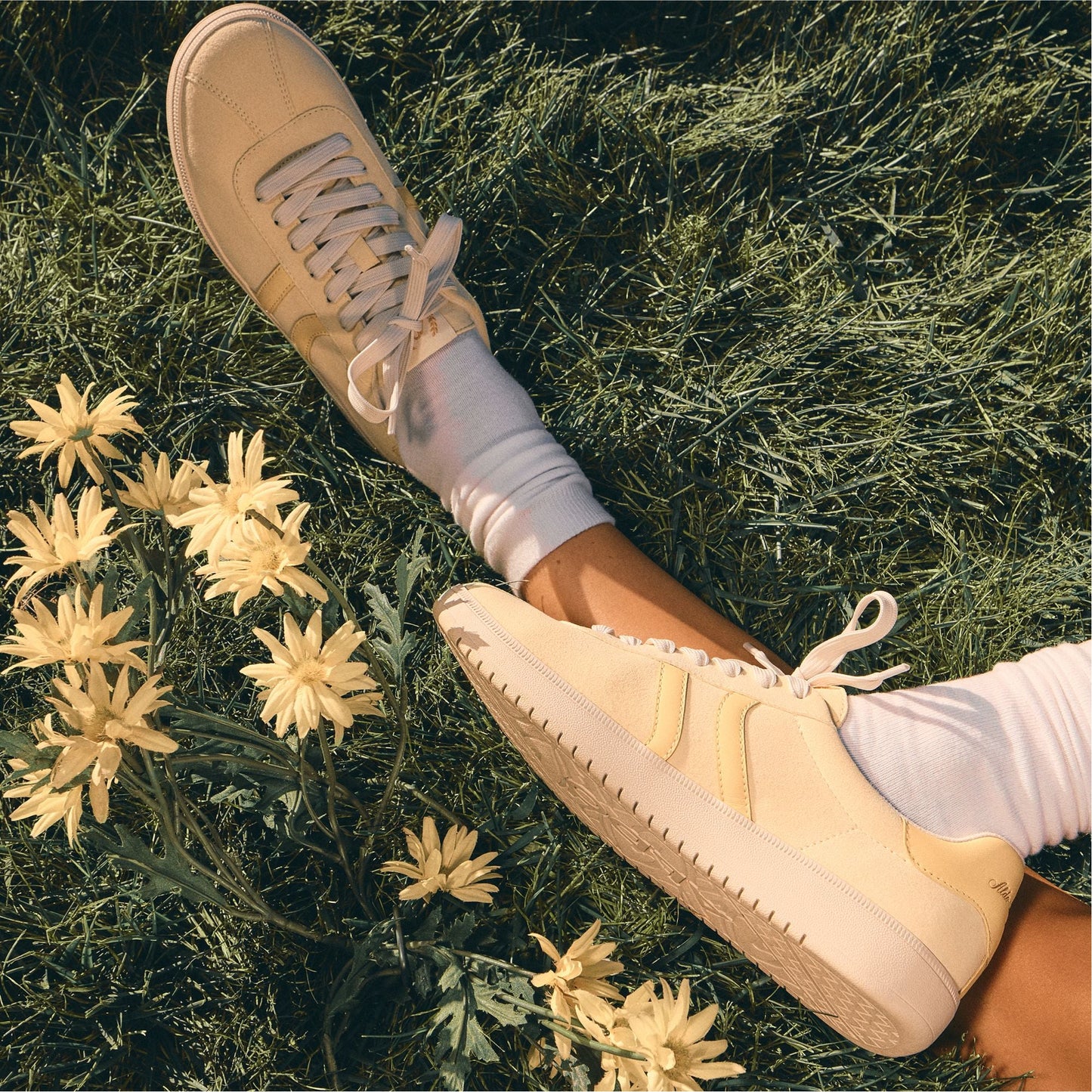 Chicsneaker Light Yellow Women's Low top sneakers - Low top sneaker, Cup sole - Light Yellow