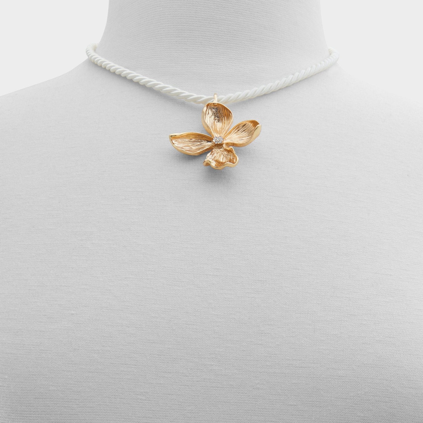 Chicadellicc Gold/Clear Multi Women's Necklaces - Necklace - Gold/Clear Multi