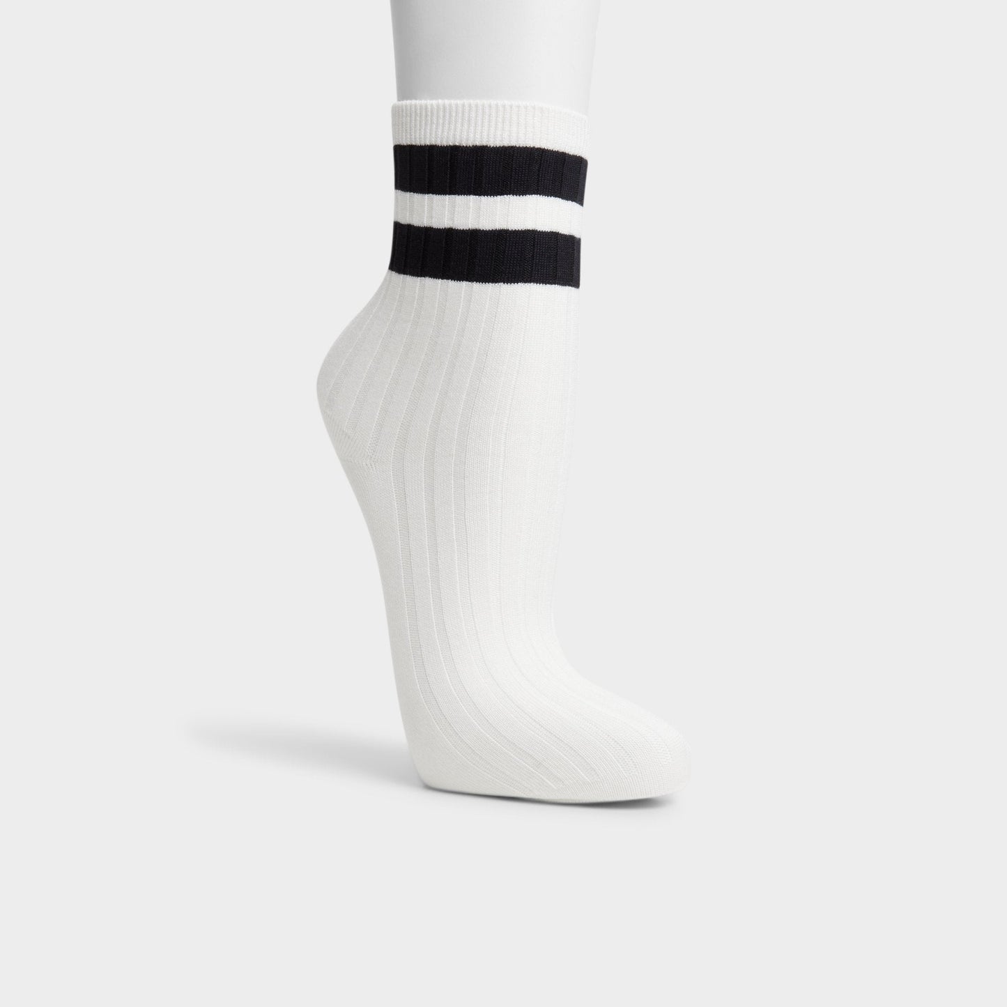 Retrostripes in Bordo - Socks - Bordo