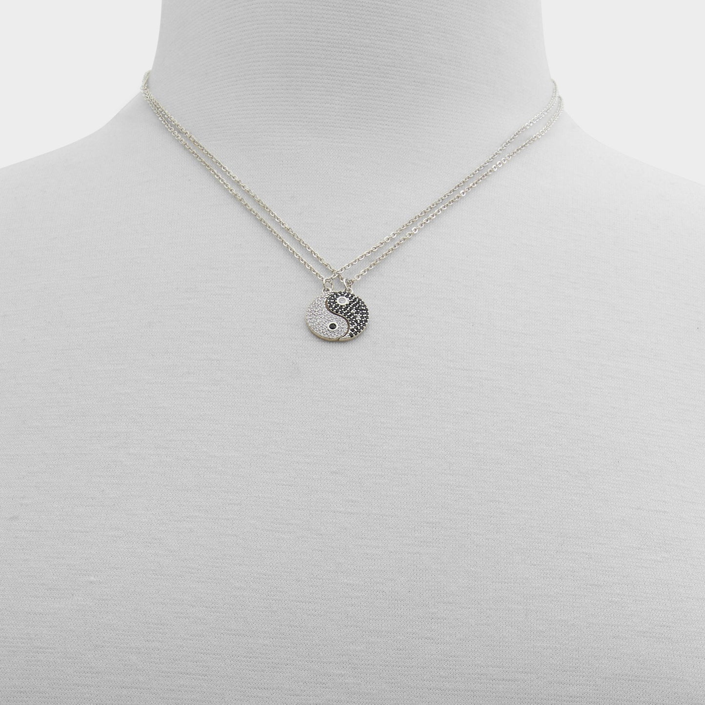 Yintomyyang Black/Silver Multi Women's Necklaces - Necklace - Black/Silver Multi