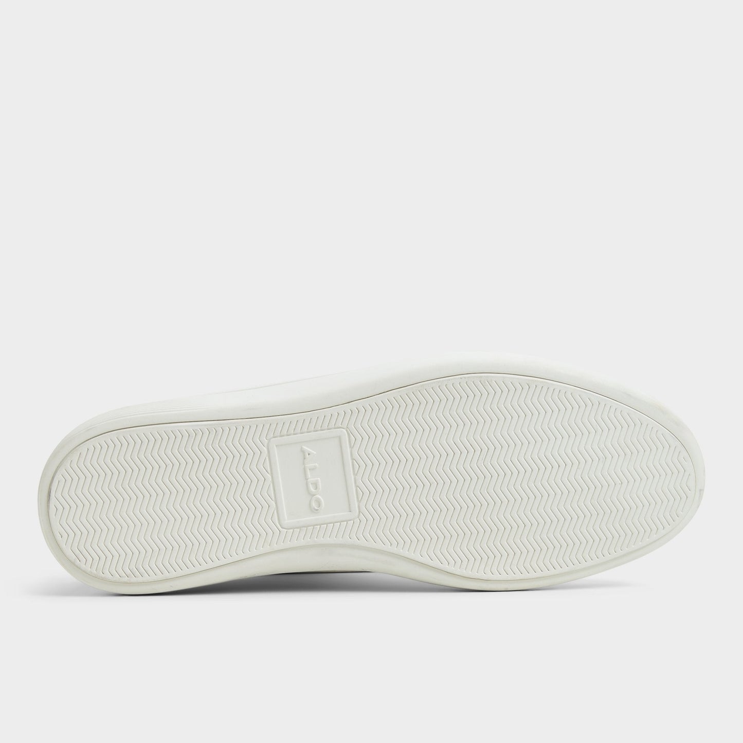 Finespec White Men's Low top - Low top sneaker - White