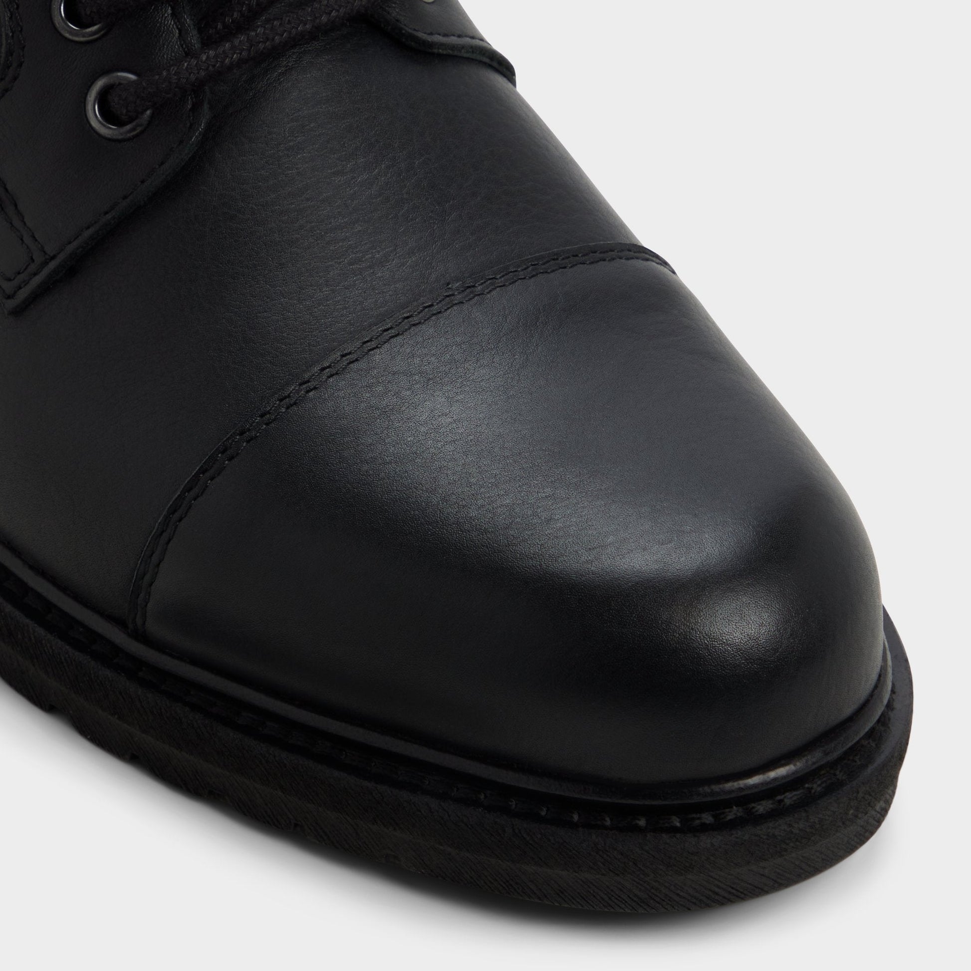 Quaid in Black - Lace-up boot - Black