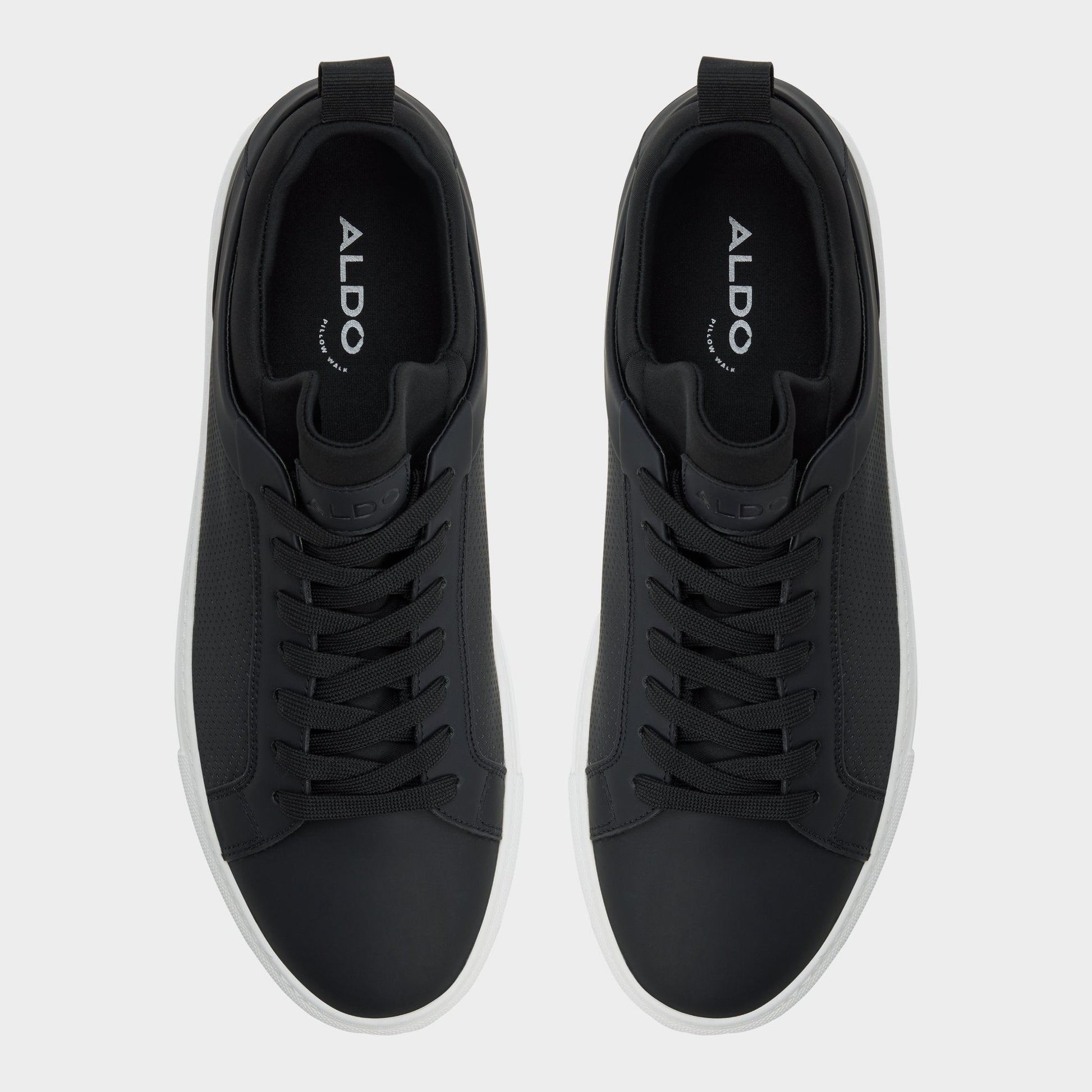 Xavier in Black 14204478 - Low top sneaker - Black