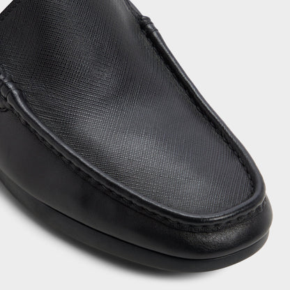 Zigosh in Black - Driving shoe - Black