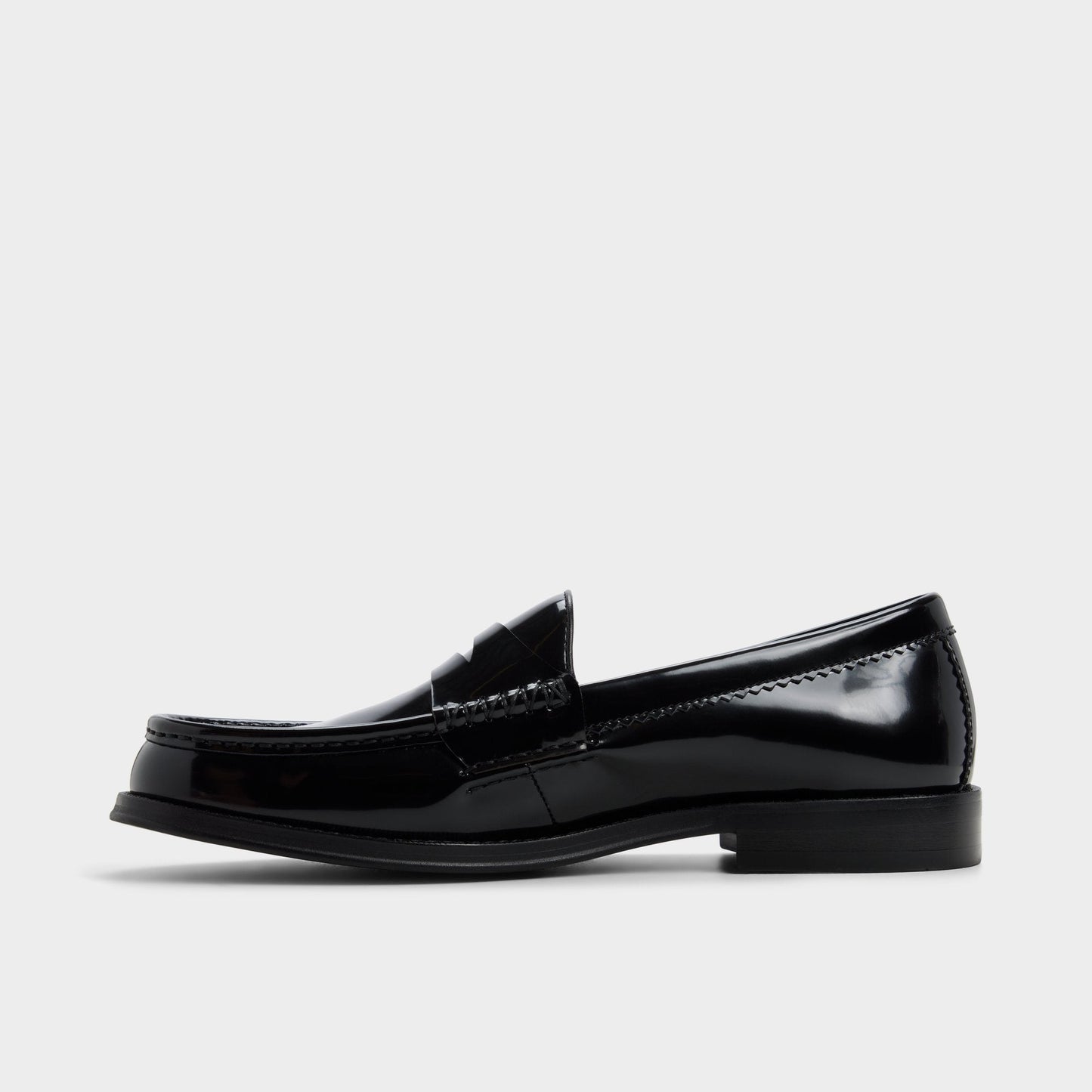 Ludovik in Black - Loafer - Black