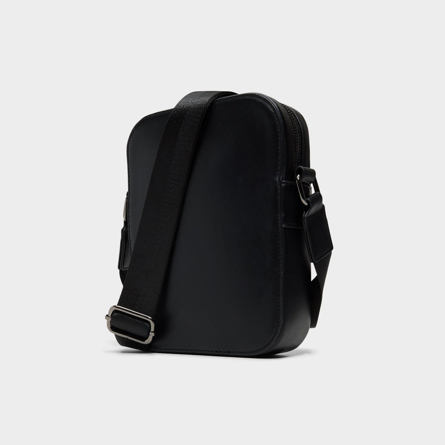 Murvynn in Other Black - Crossbody bag - Other black