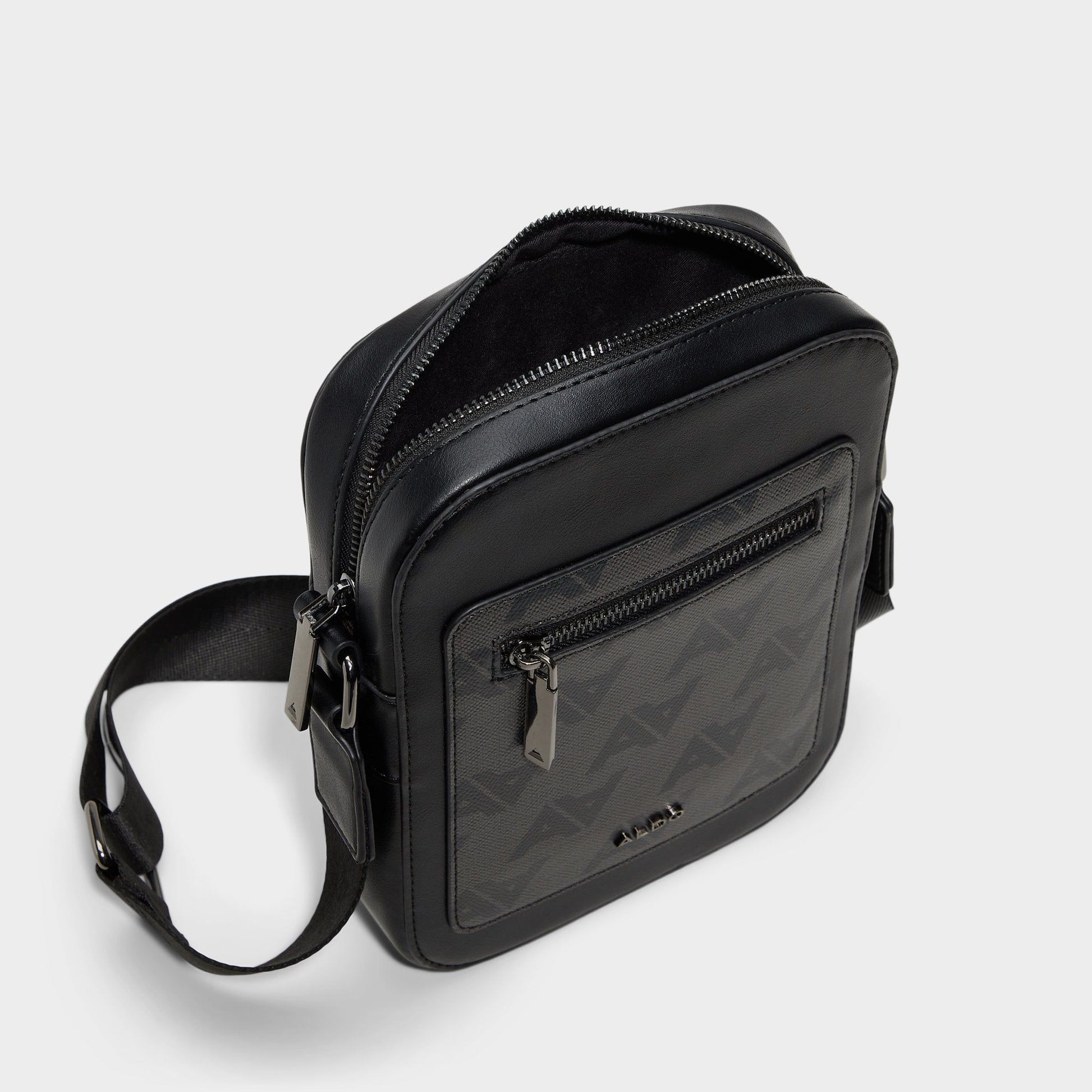 Murvynn in Other Black - Crossbody bag - Other black