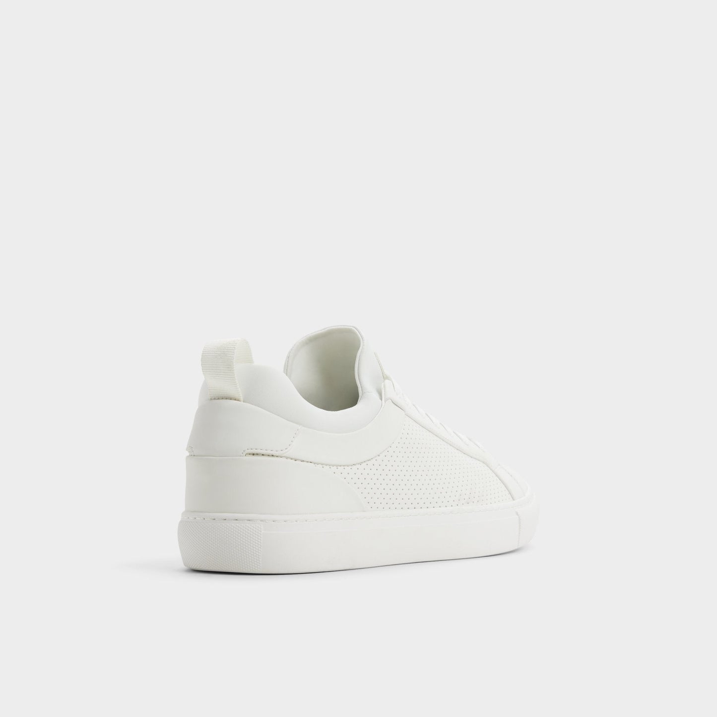 Xavier in White 14204477 - Low top sneaker - White