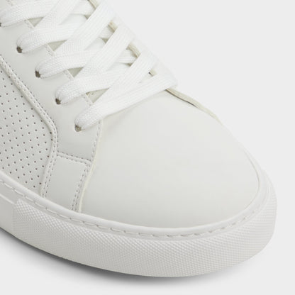 Xavier in White 14204477 - Low top sneaker - White