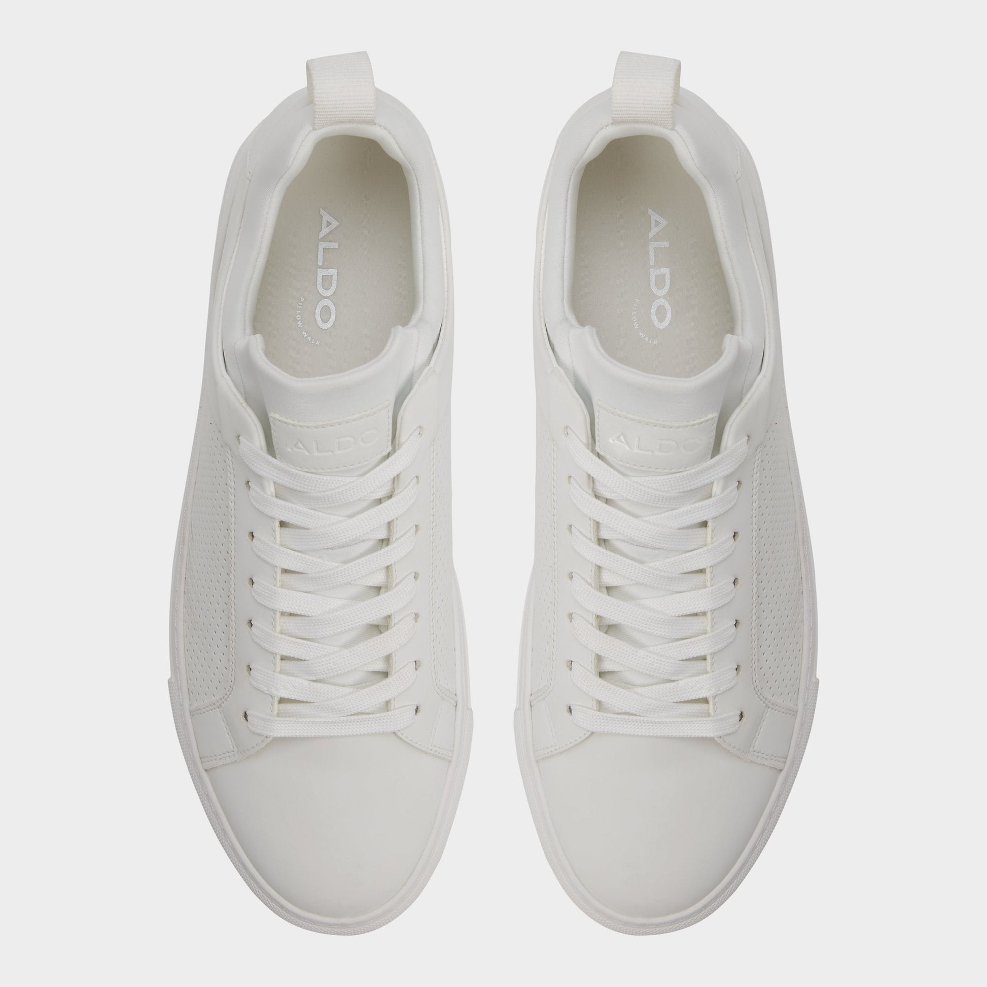 Xavier in White 14204477 - Low top sneaker - White