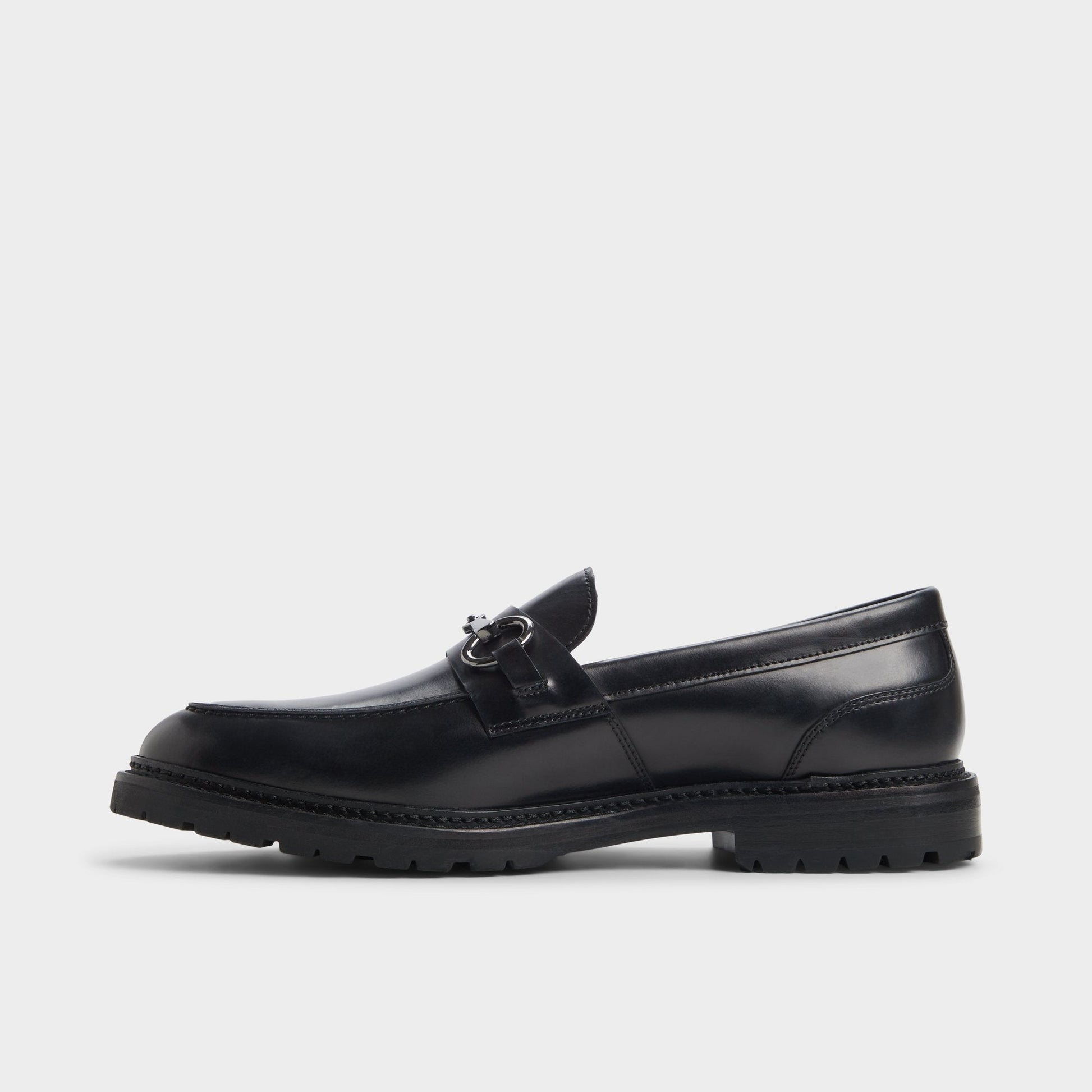 Hanson in Black - Loafer - Black
