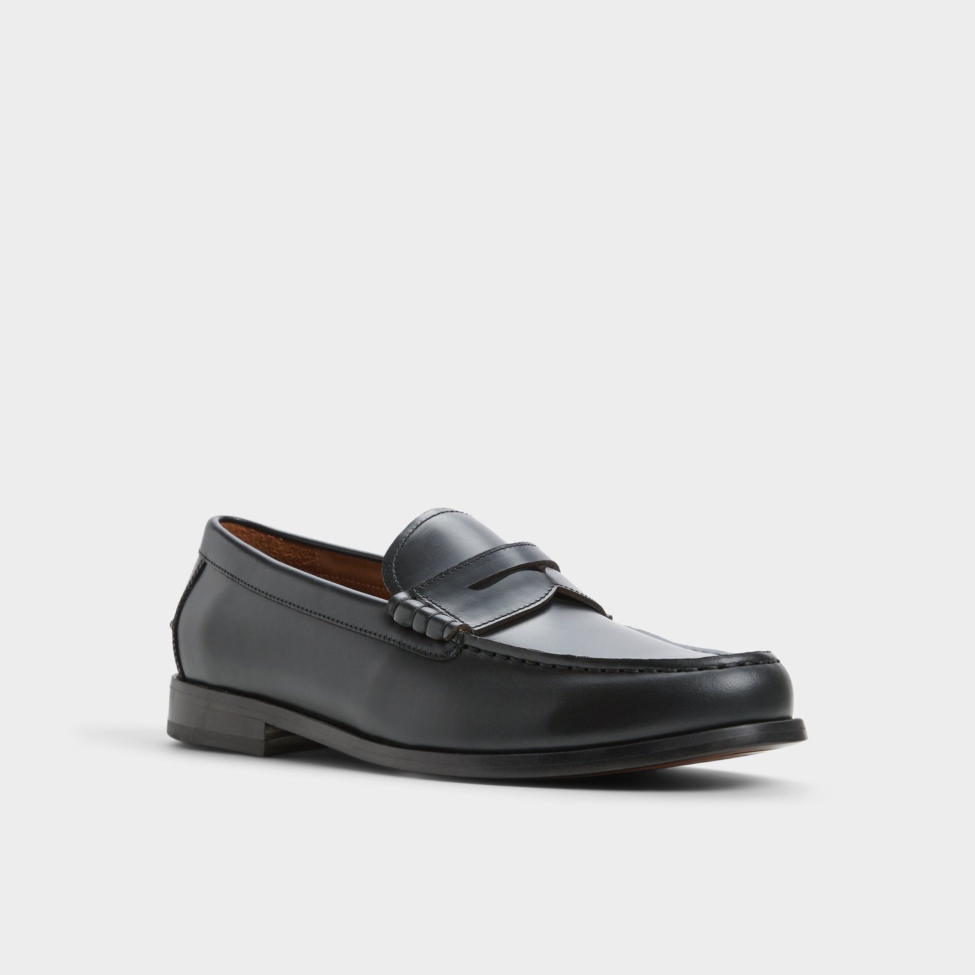 Jarom in Black - Loafer - Black