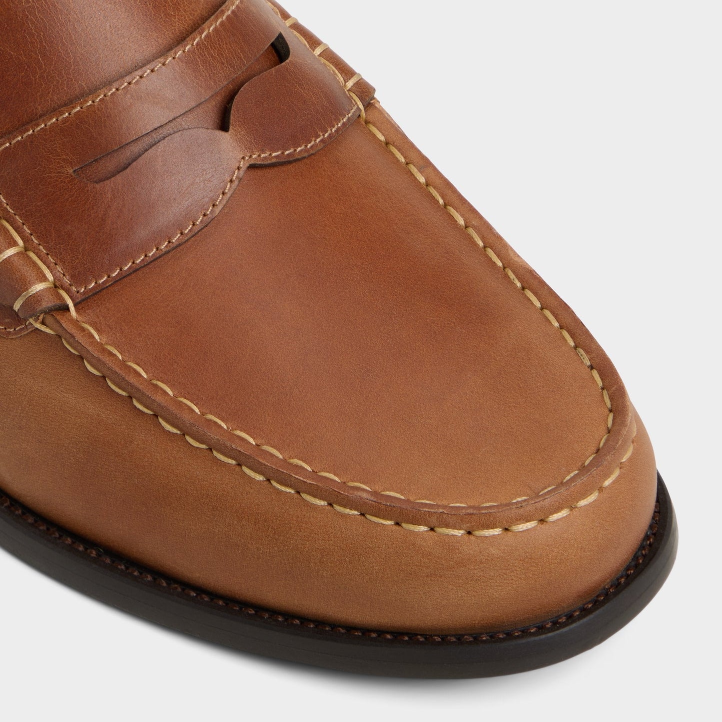 Jarom in Cognac - Loafer - Cognac