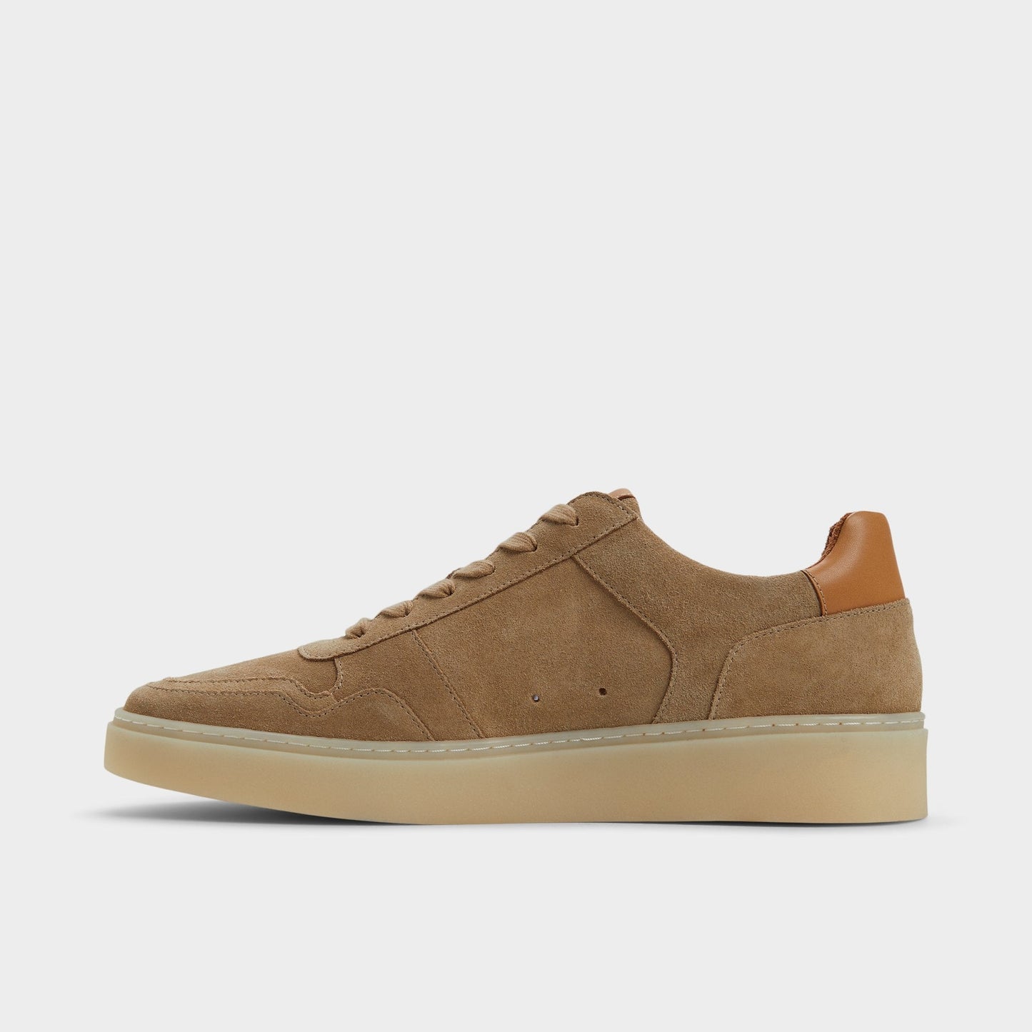 Montie in Cognac - Low top sneaker, Cup sole - Cognac