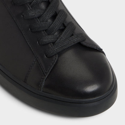Seeger in Other Black - Low top sneaker, Cup sole - Other black