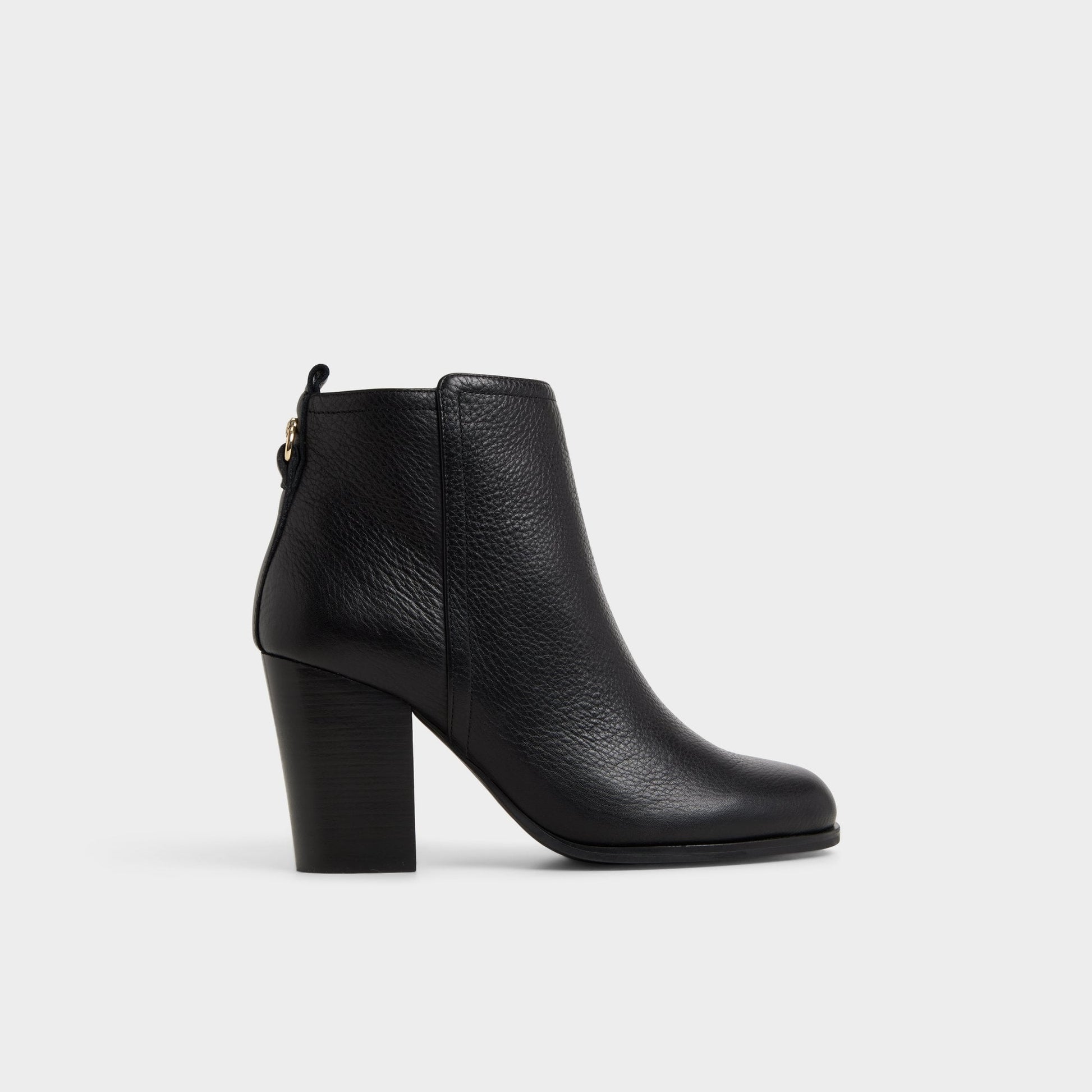 Noemia in Black - Ankle boot, Block heel - Black