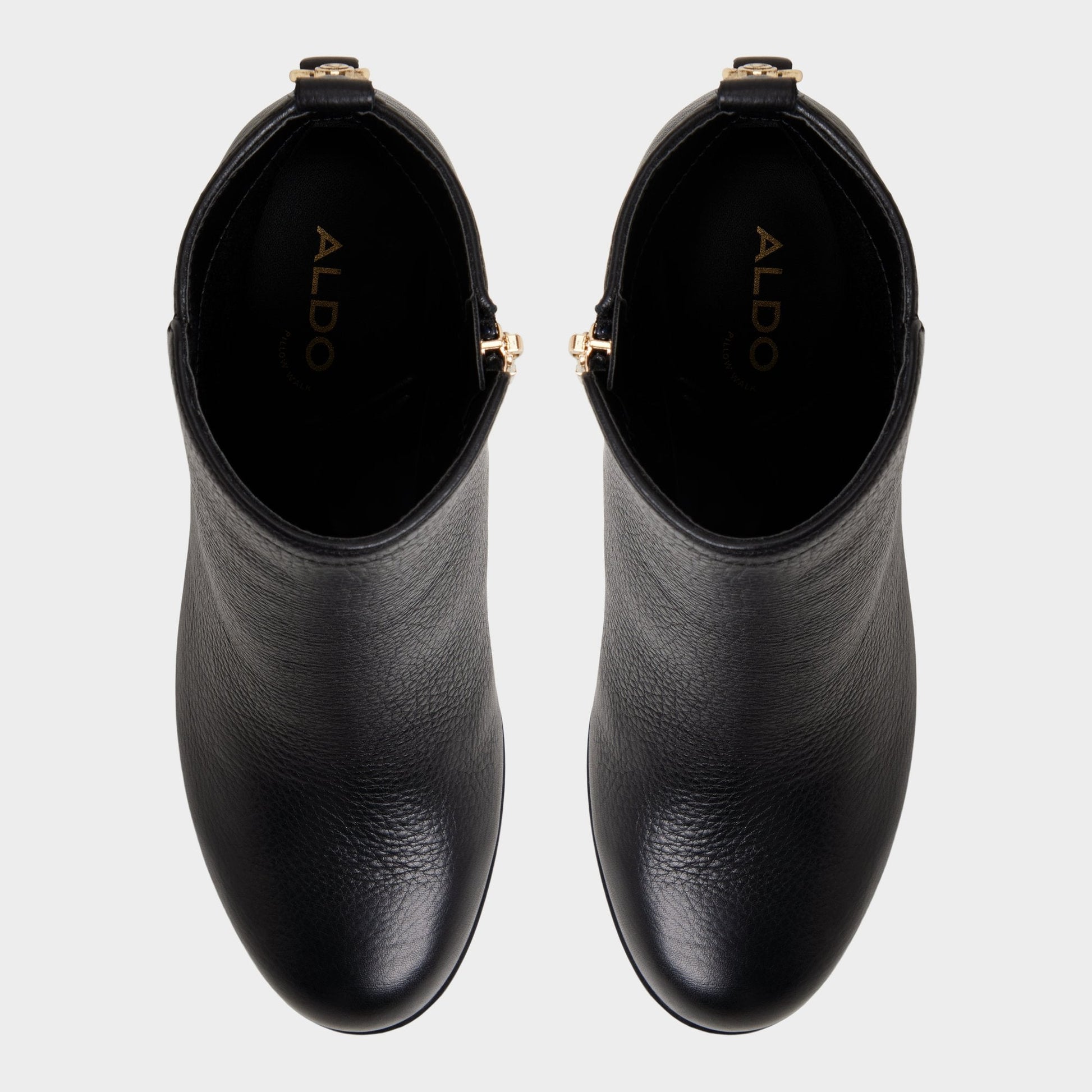 Noemia in Black - Ankle boot, Block heel - Black