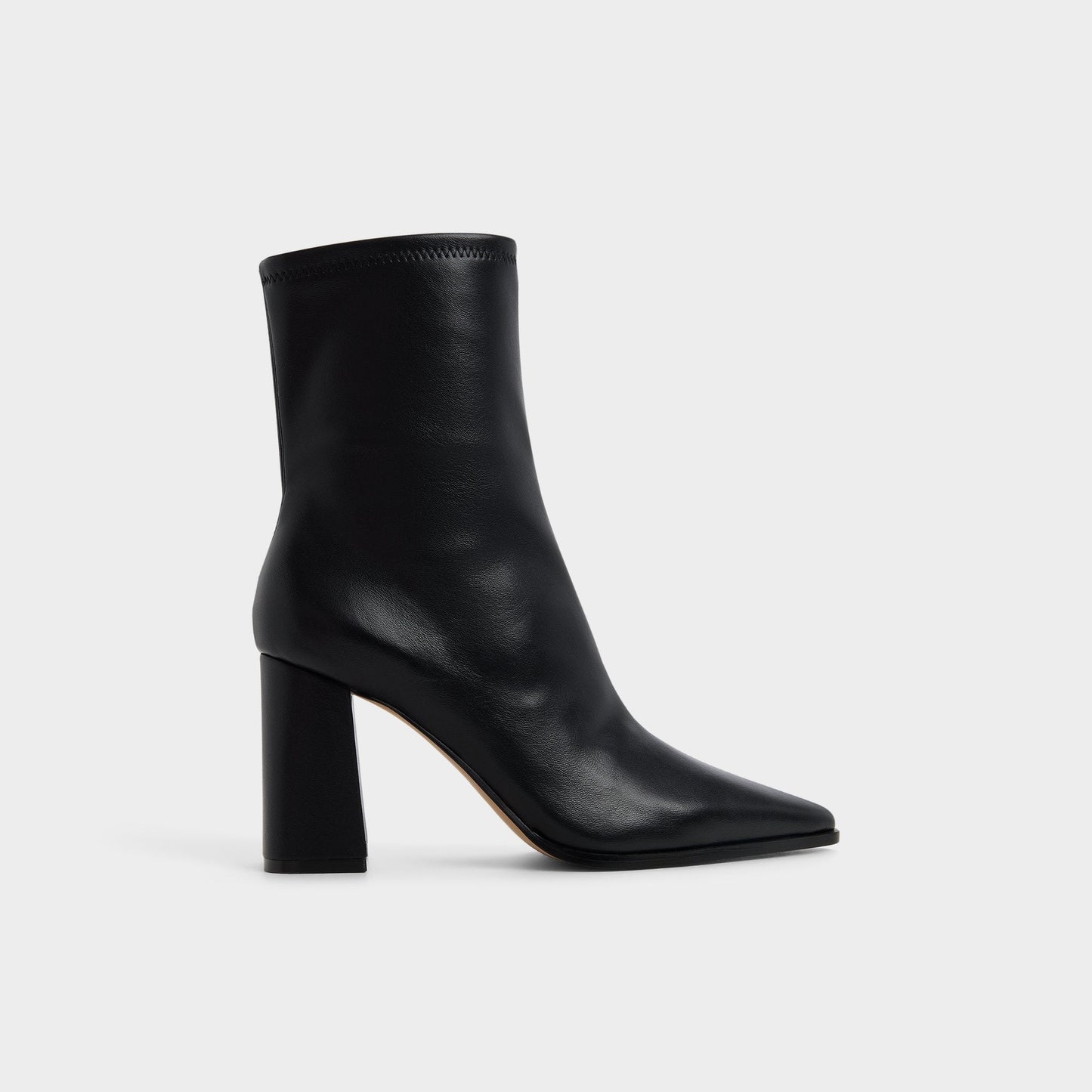 Figgy in Black - Ankle boot, Block heel - Black