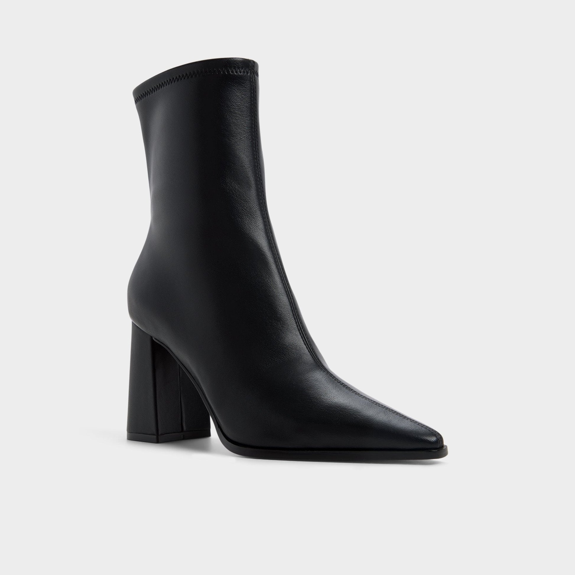 Figgy in Black - Ankle boot, Block heel - Black