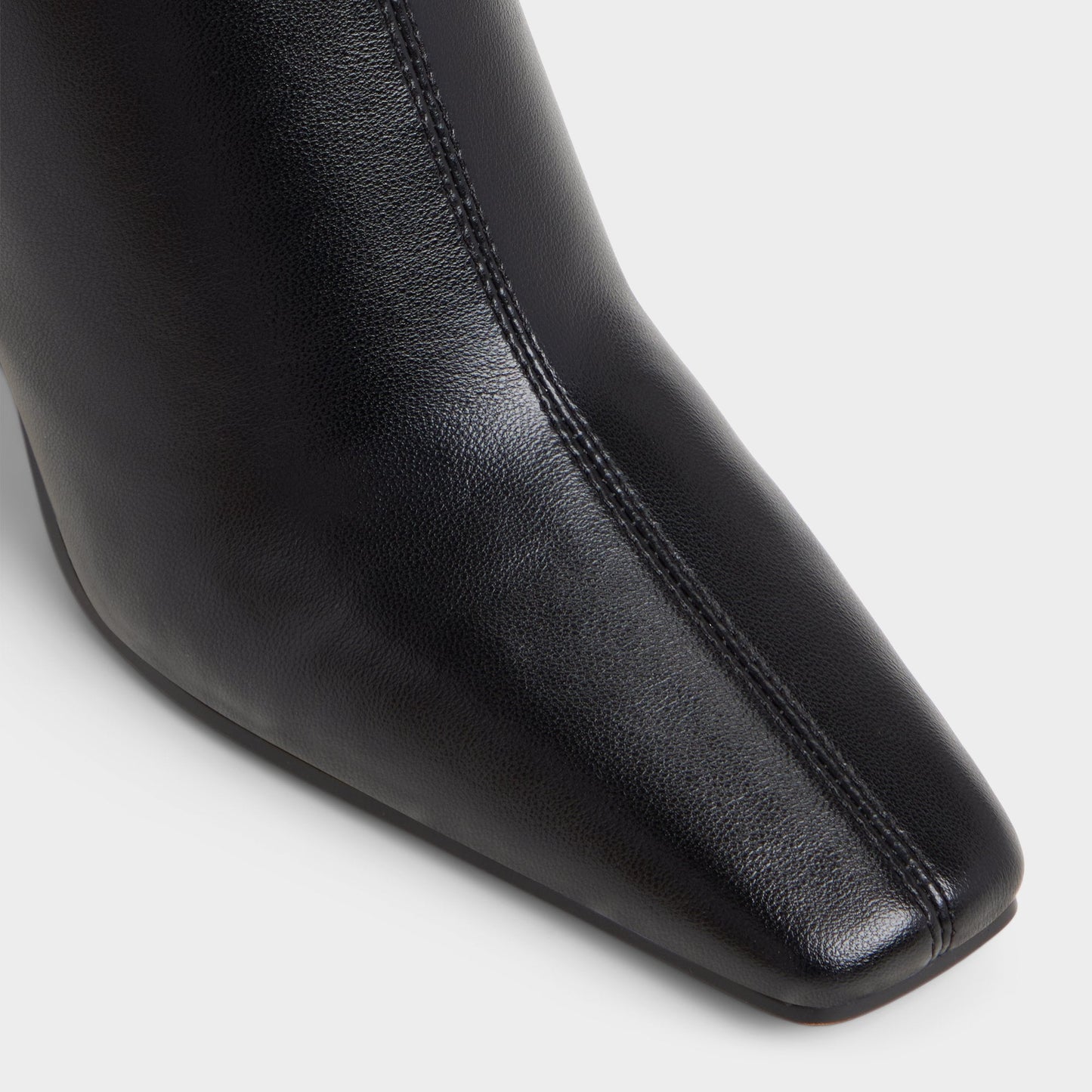 Cybele in Black - Ankle boot, Block heel - Black