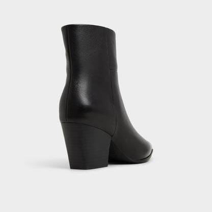 Shanah in Black - Ankle boot, Block heel - Black