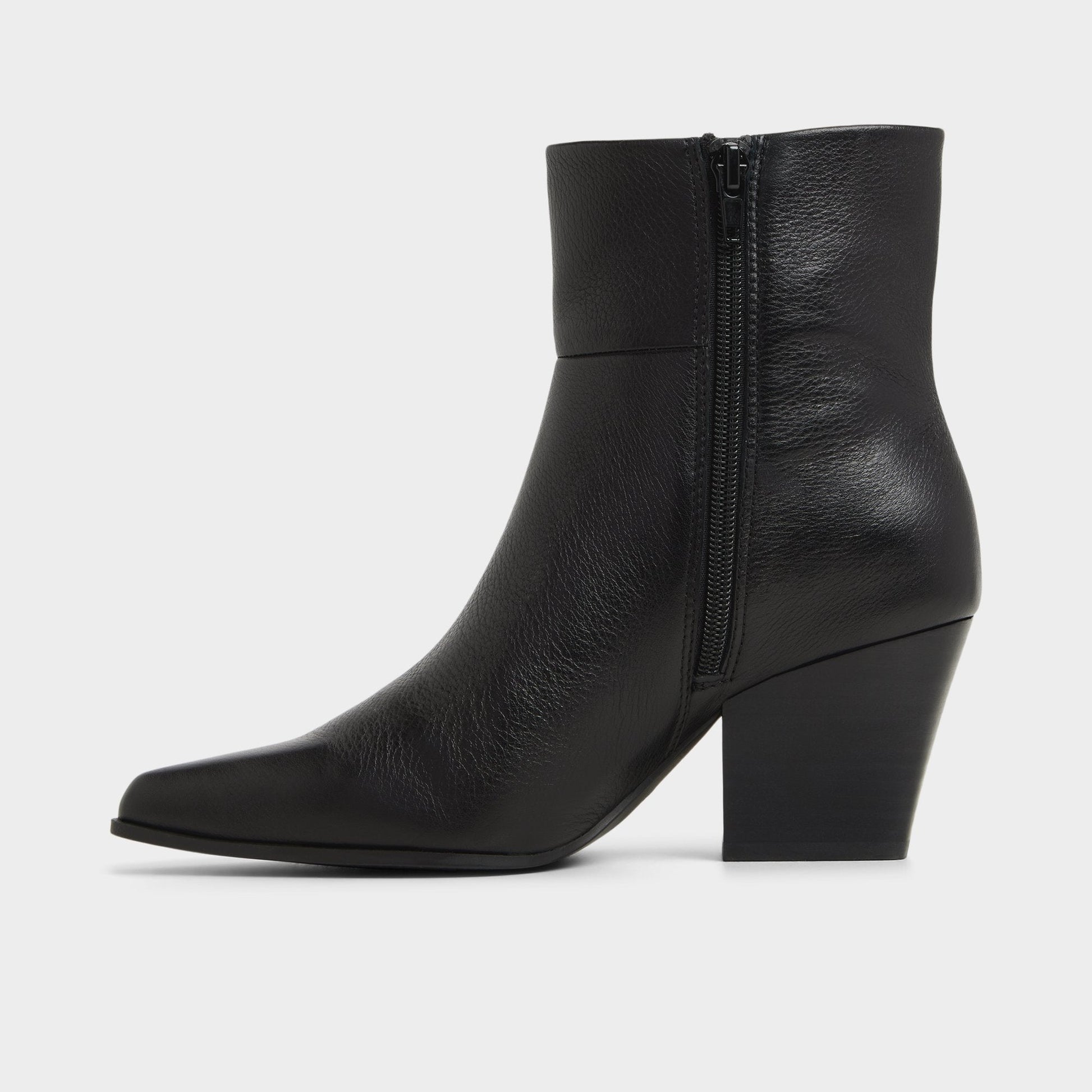 Shanah in Black - Ankle boot, Block heel - Black