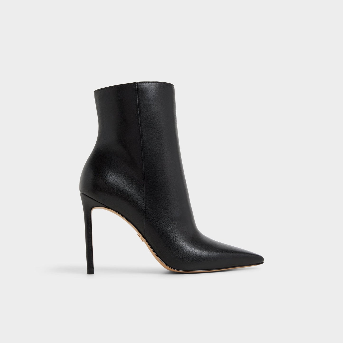 Guavaberry in Black - Ankle boot, Stiletto heel - Black