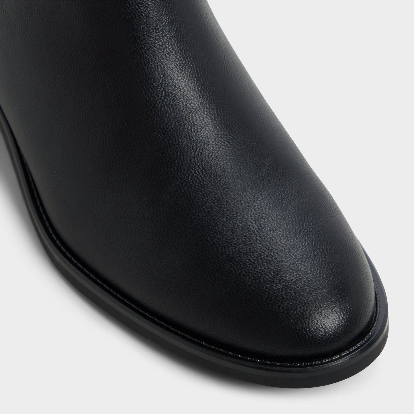 Kaydienh in Black - Knee-high boot, Block heel - Black