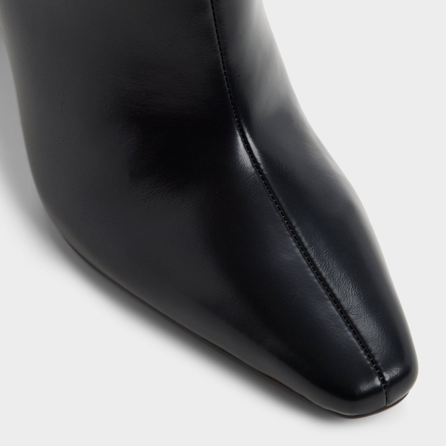 Elyne in Wc Other Black - Knee-high boot - Other black