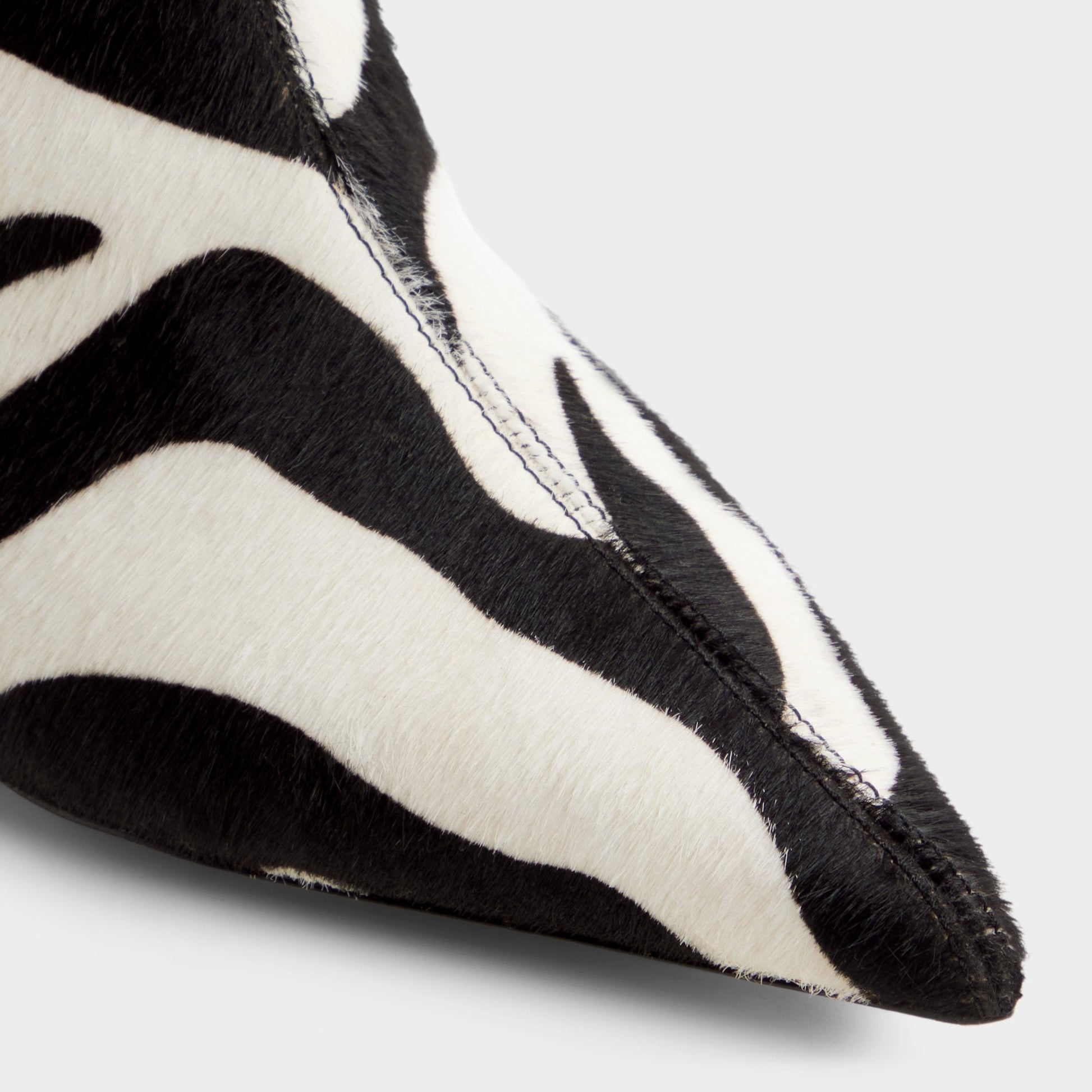 Gabelia in White Black - Knee-high boot, Kitten heel - White/black