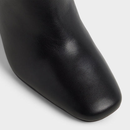 Helana in Black - Knee-high boot, Block heel - Black
