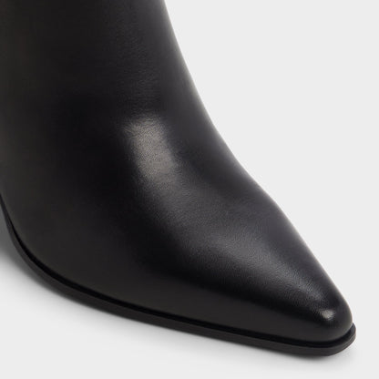 Kaelya in Black - Knee-high boot, Block heel - Black