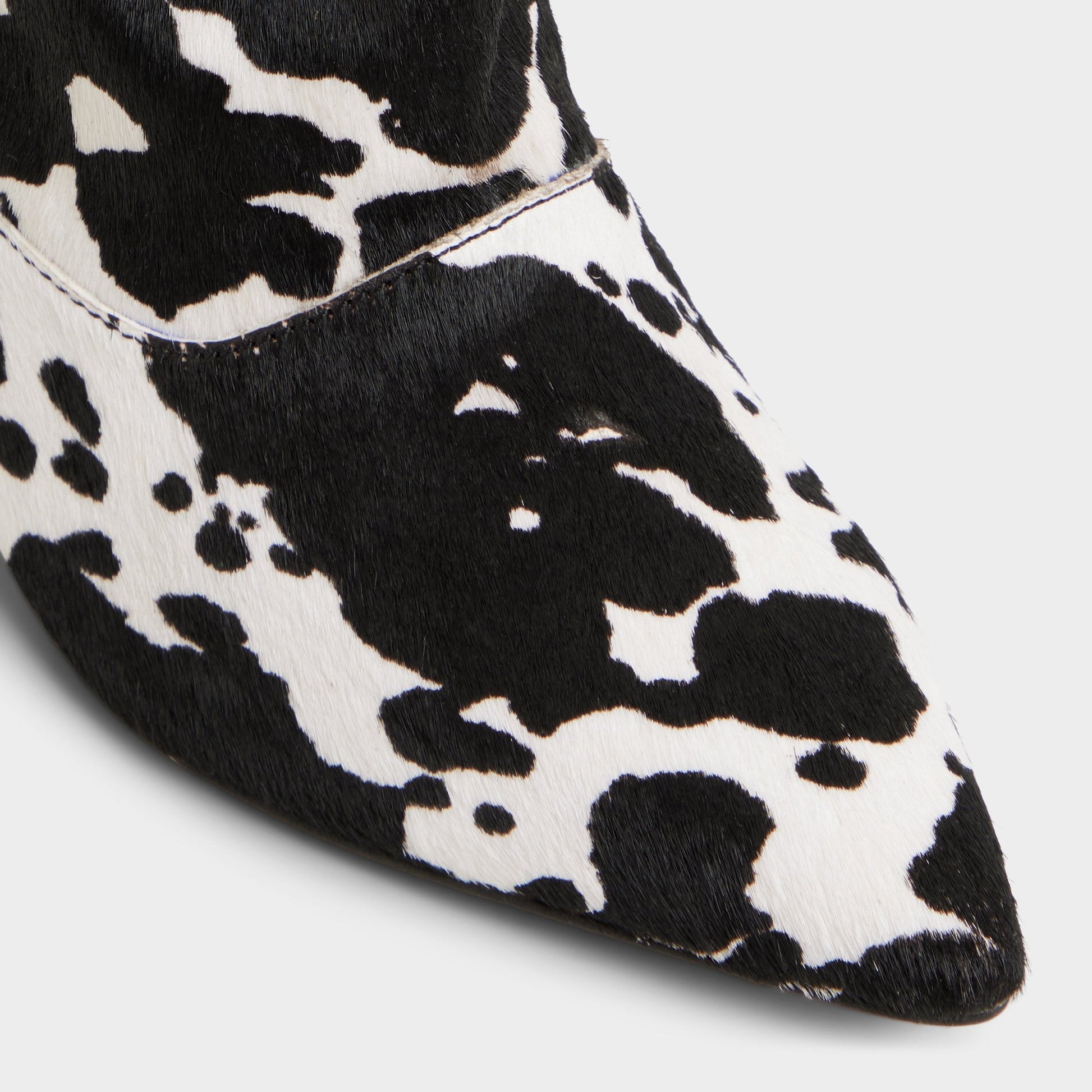 Everose in White Black - Knee-high boot, Kitten heel - White/black