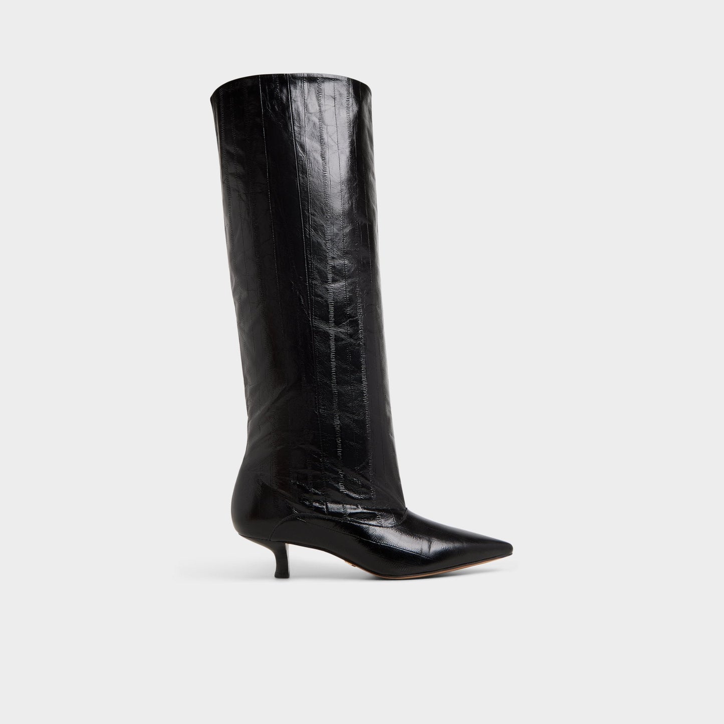 Everose in Black - Knee-high boot, Kitten heel - Black