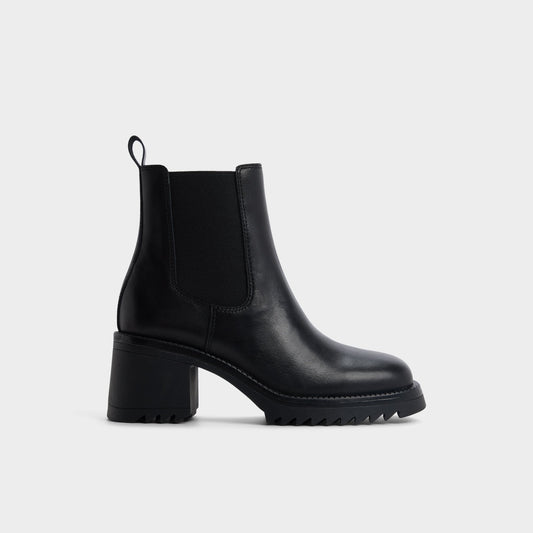 Anneliese in Black - Chelsea boot, Lug sole - Black