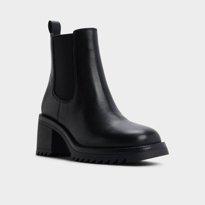 Anneliese in Black - Chelsea boot, Lug sole - Black