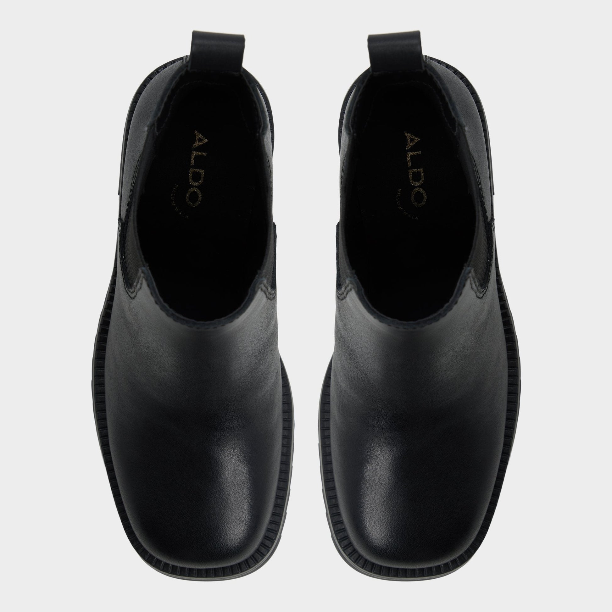Anneliese in Black - Chelsea boot, Lug sole - Black