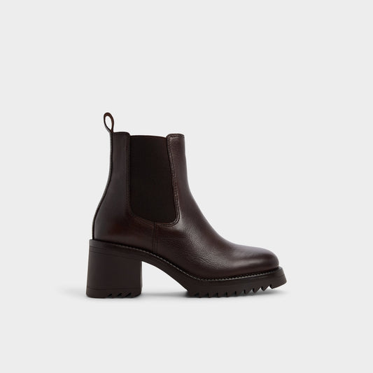 Anneliese in Medium Brown - Chelsea boot, Lug sole - Medium brown
