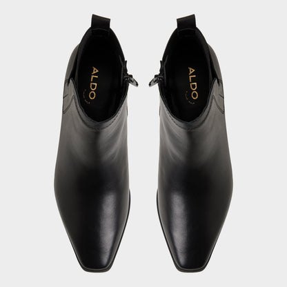 Raneldar in Black - Chelsea boot, Block heel - Black