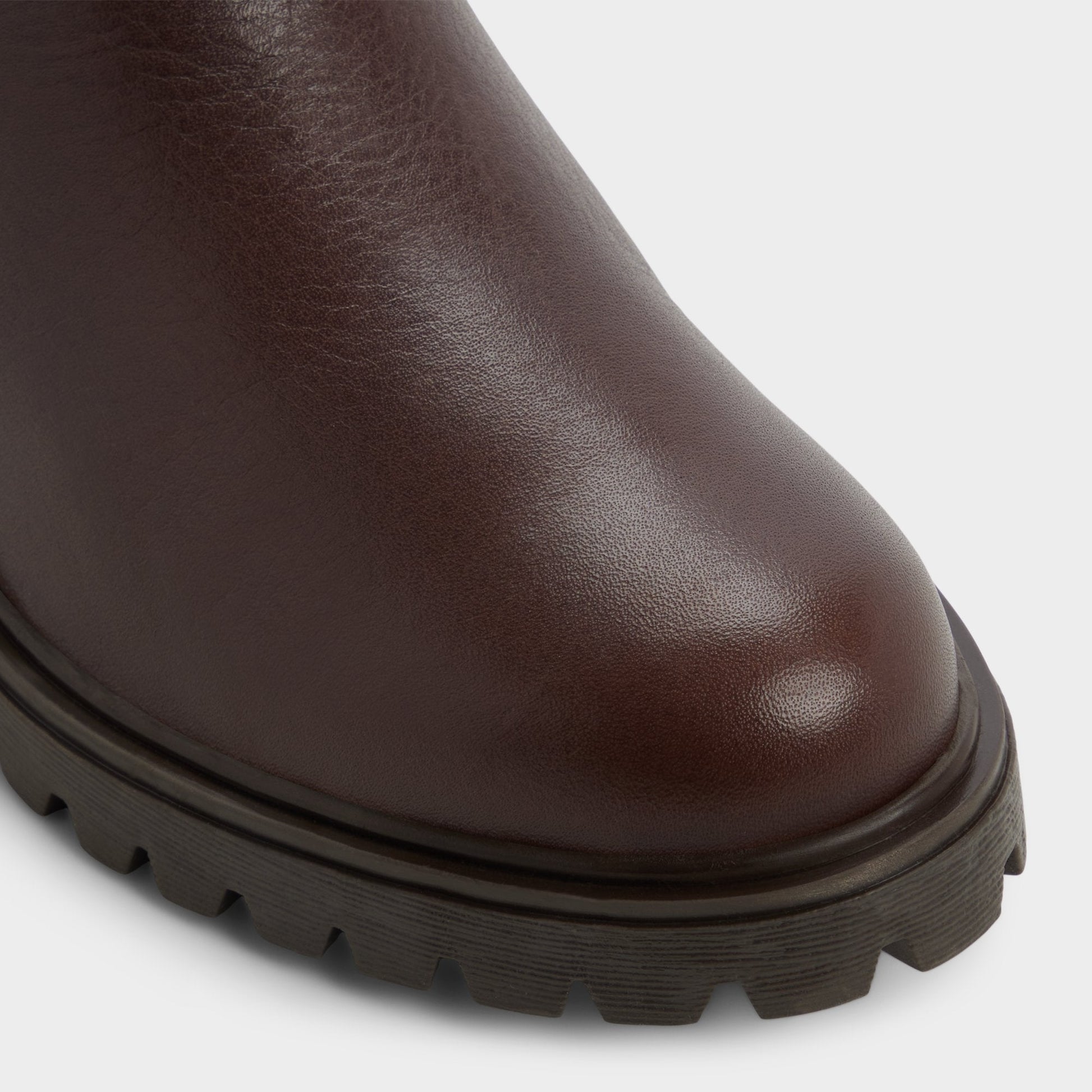 Adalitlan in Medium Brown - Chelsea boot, Lug sole - Medium brown