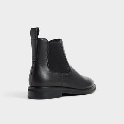 Librah in Black - Chelsea boot, Block heel - Black