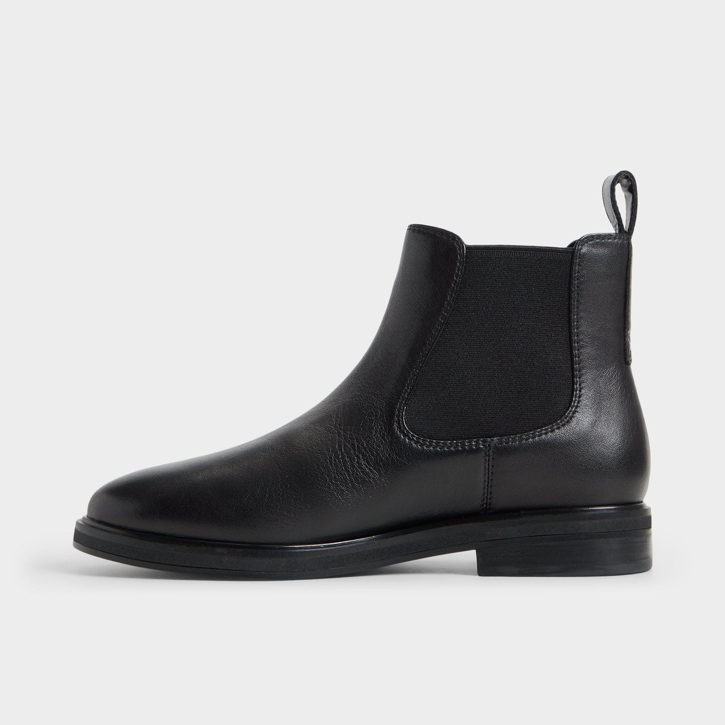 Librah in Black - Chelsea boot, Block heel - Black