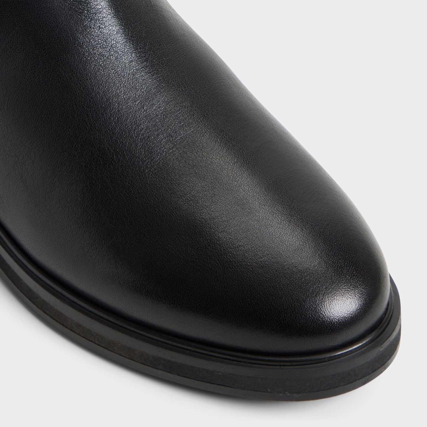Librah in Black - Chelsea boot, Block heel - Black