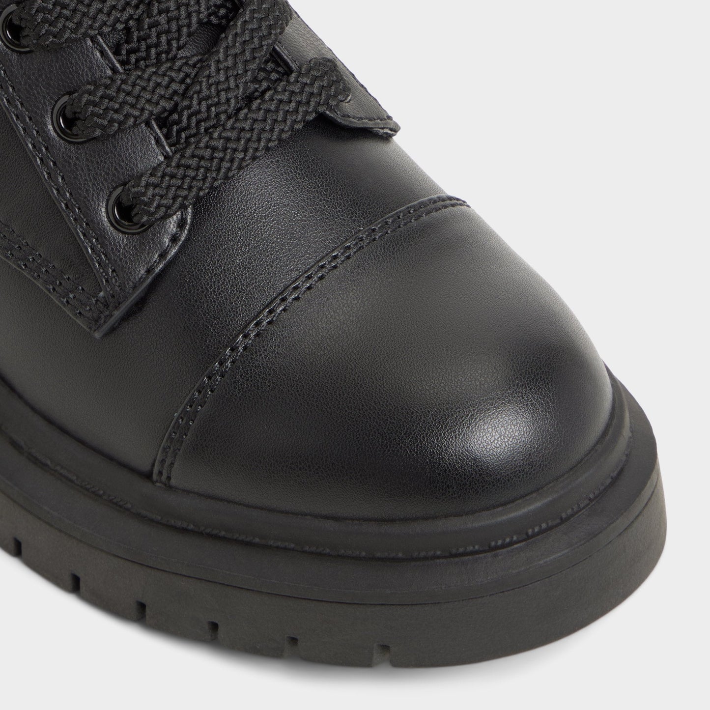 Goer Black Women's Casual boots - Combat ankle boot, Lug sole - Black