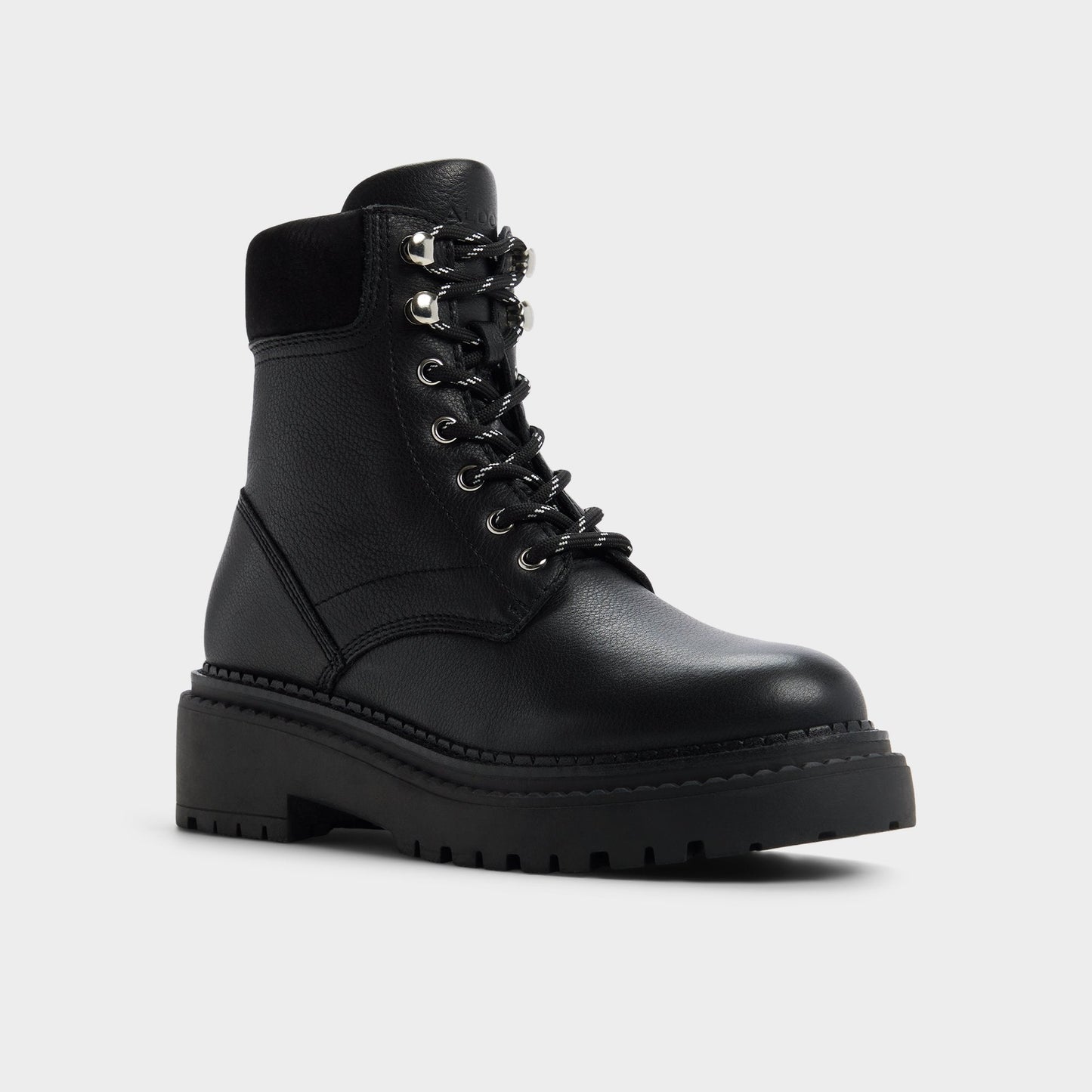 Lewellan in Black - Hiking boot, Lug sole - Black