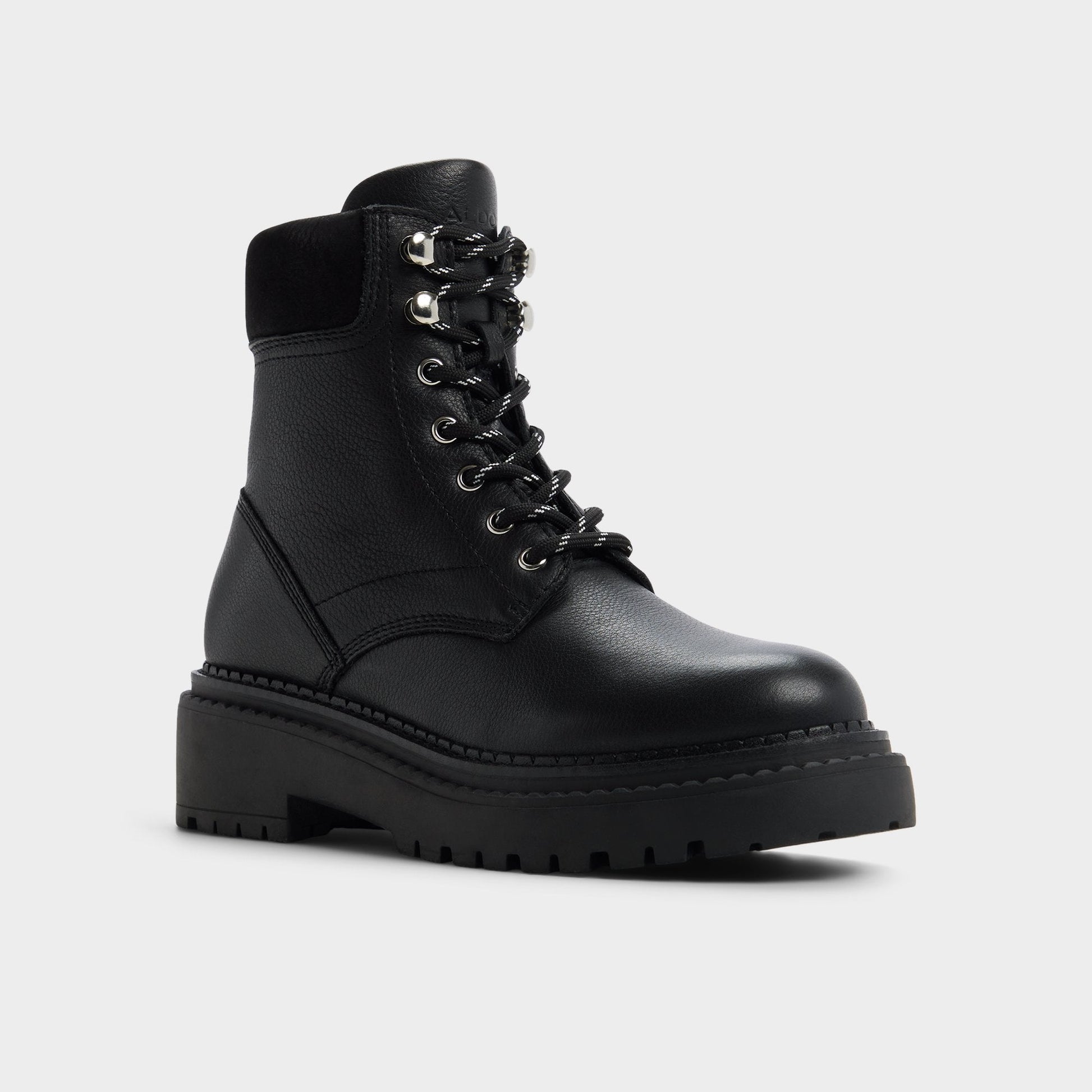Lewellan in Black - Hiking boot, Lug sole - Black